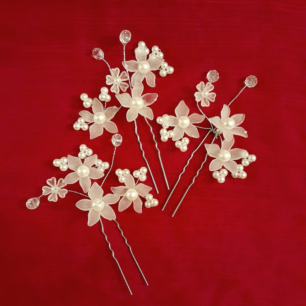 Set of pearl wedding hairpin